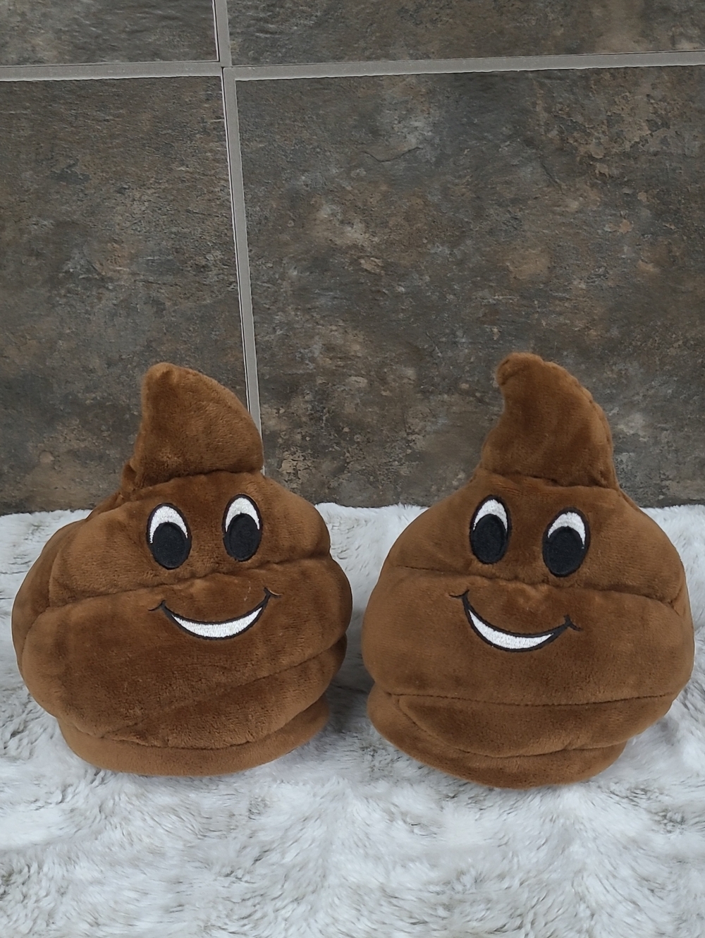 Poop Emoji Slippers - Women (L, 9-10)